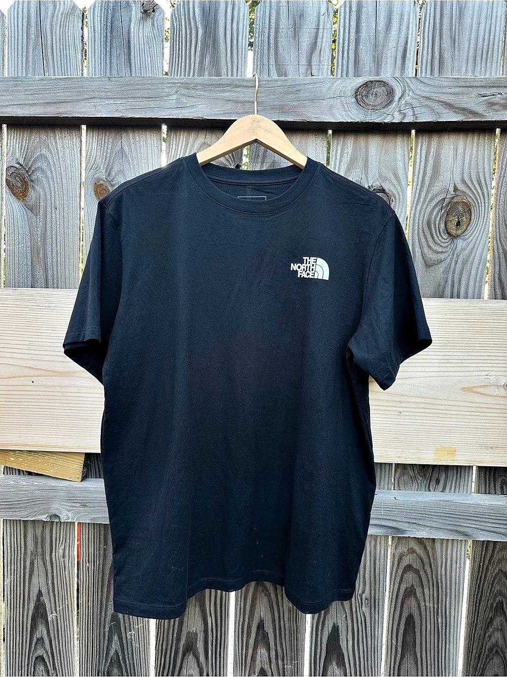 The North Face Women's Evolution Box NSE Short-Sleeve Tee Black Large